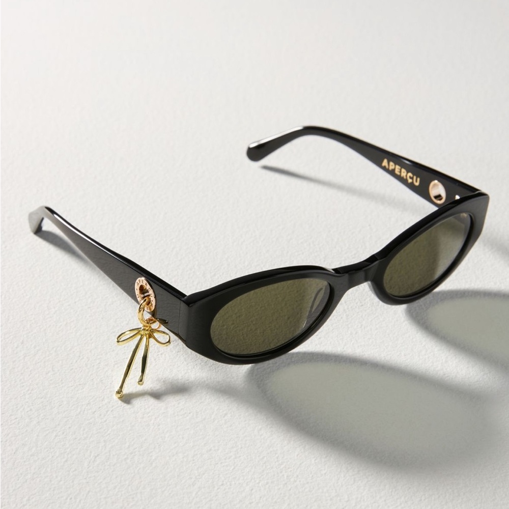 Apercu Charm Sunglasses